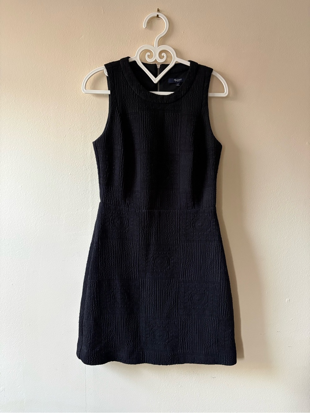 Madewell Classic Black Sleeveless Dress with Subtle Patterning - Size 0